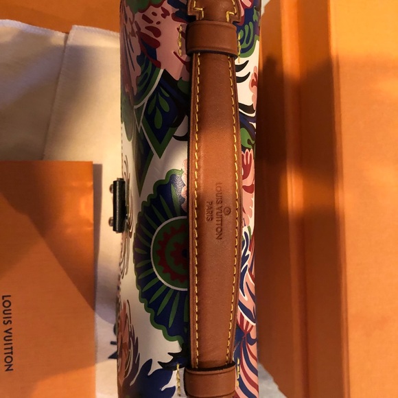 🌟🌟 New Authentic LV Pochette Métis Mini🌟🌟 - Picture 5 of 9